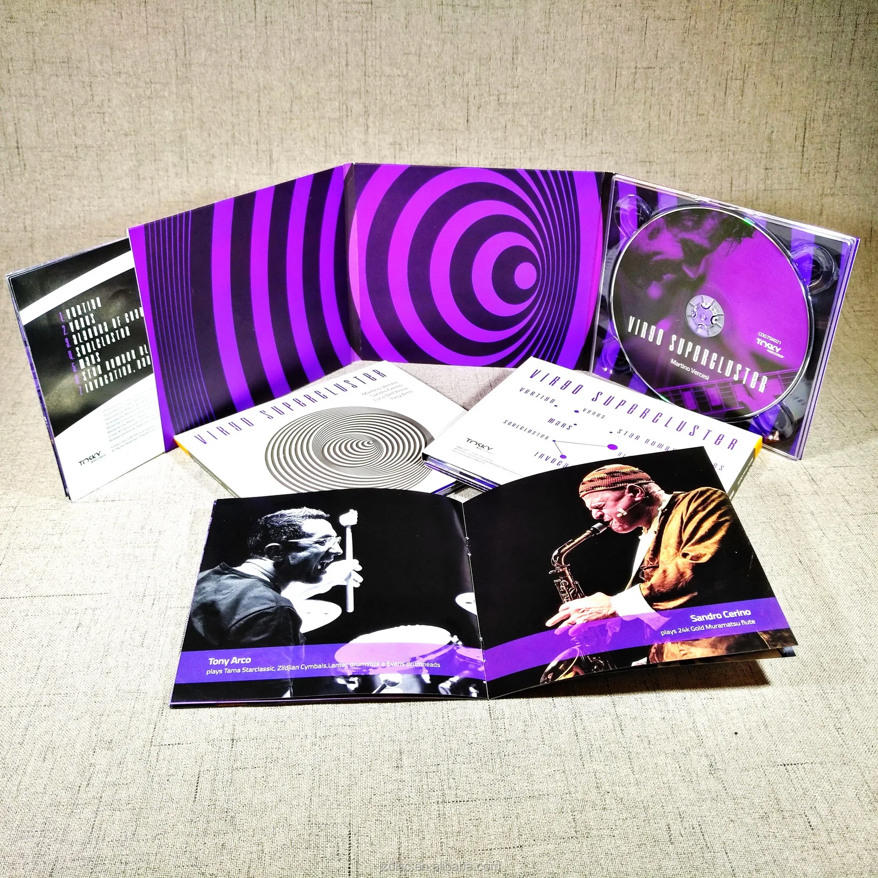 digipak cd with 8pp booklet