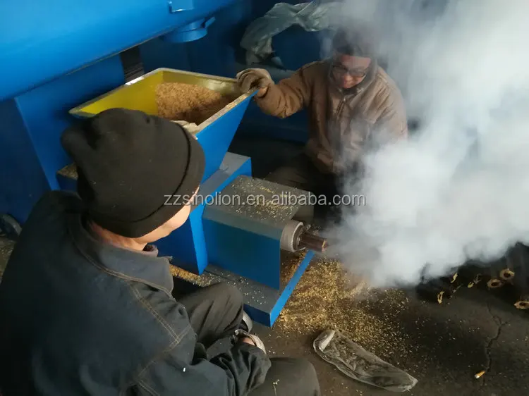 wood sawdust briquetting press machine