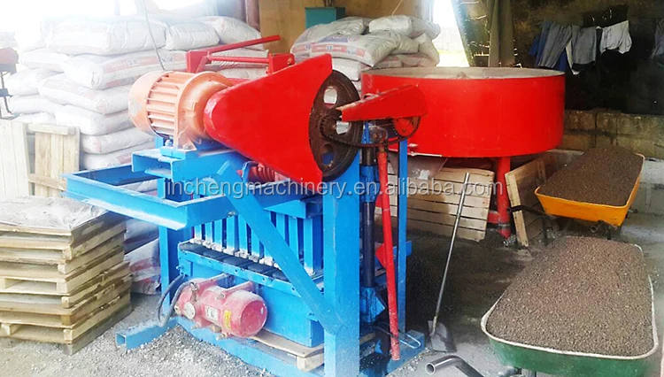 QT 4-45  concrete block making machine price in pakistan