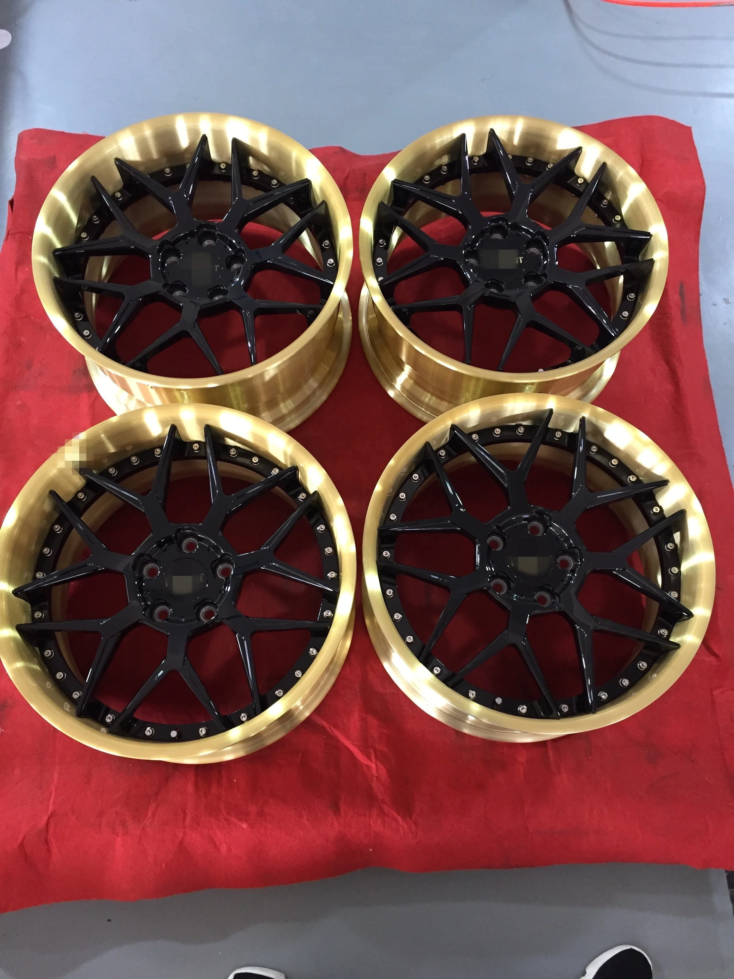 所有行业 汽车及配件 汽车零部件 车轮,轮胎及配件 客车轮毂型号pz