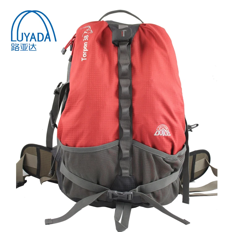 trekking backpack 30l