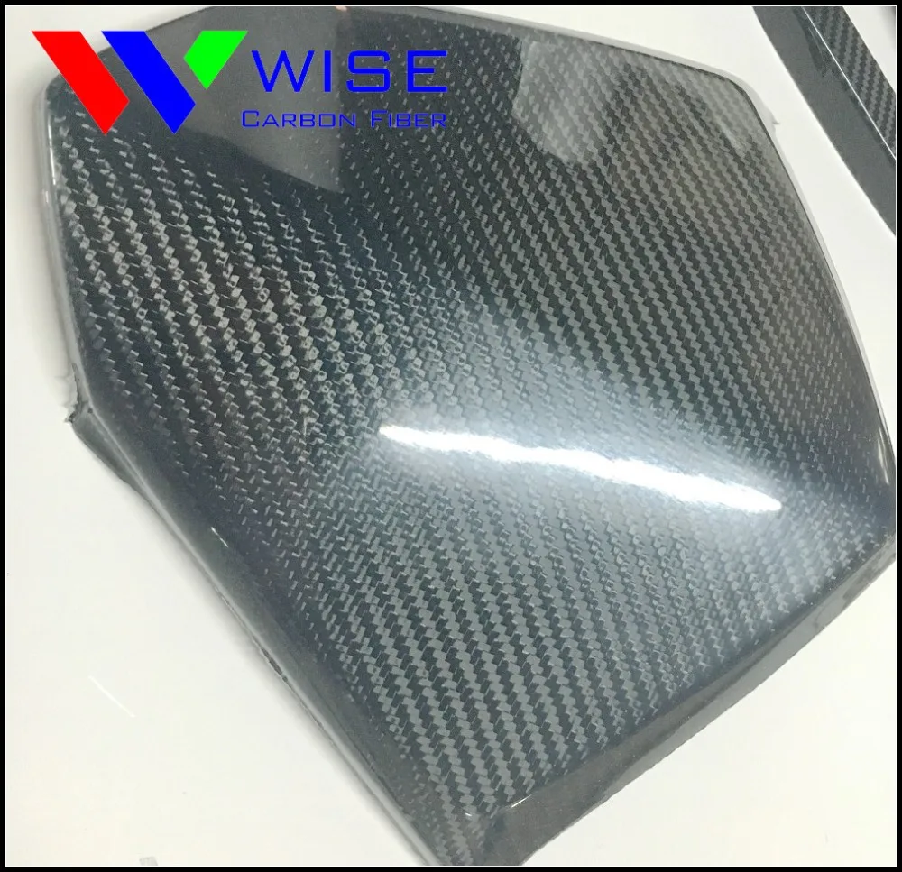 Factory Sell Carbon Fiber Auto Parts Exhausted Pipe Rear Bumper Lower