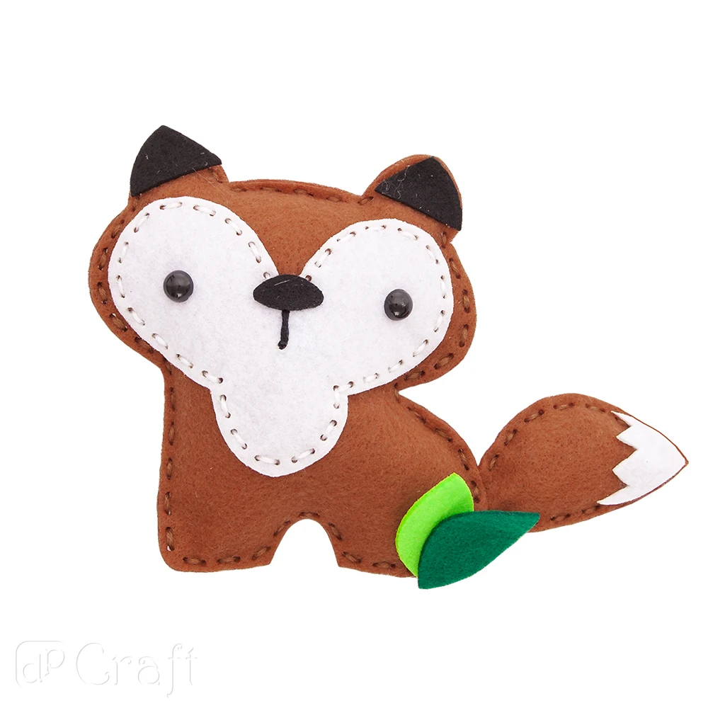 Felt styling. Брошь из фетра цветок из квадратов. Броши из фетра фантазийные. Игрушки из фетра монстрики. Felt styling.