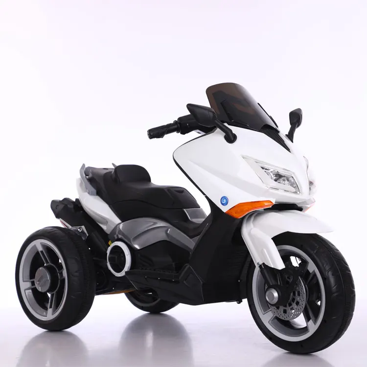 Three wheels kids electric motorcycle car for 6 years boy/fashion models motor for children car 12V/battery motorbike with spray