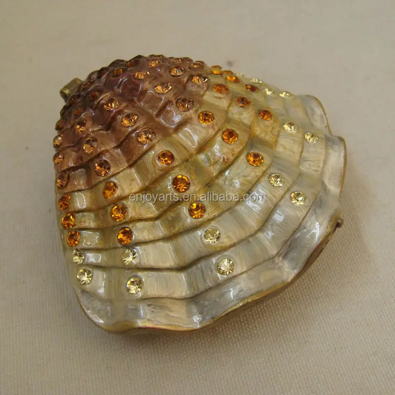 sea shell jewelry box (P05361a)