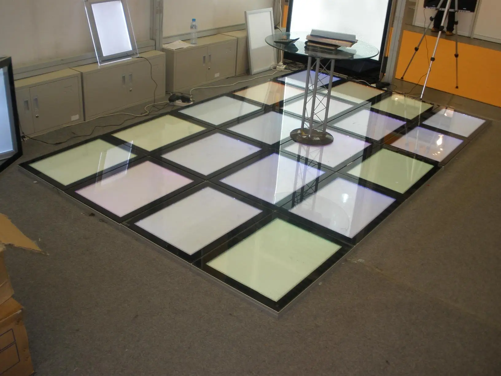 High Quality Cheap Portable Used Dj Rgb Color Portable Led Dance Floors