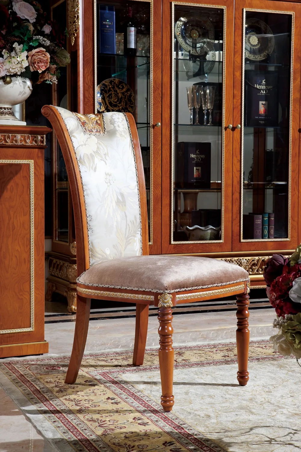 E62 dining chair B