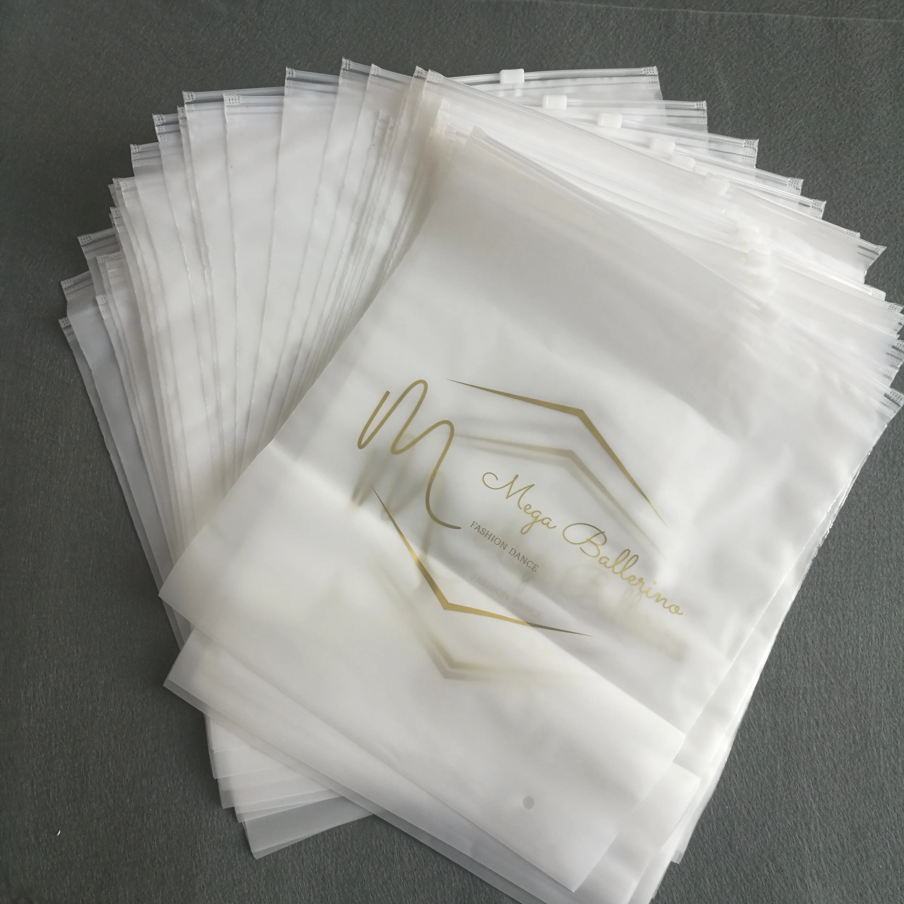 printed plastic packaging