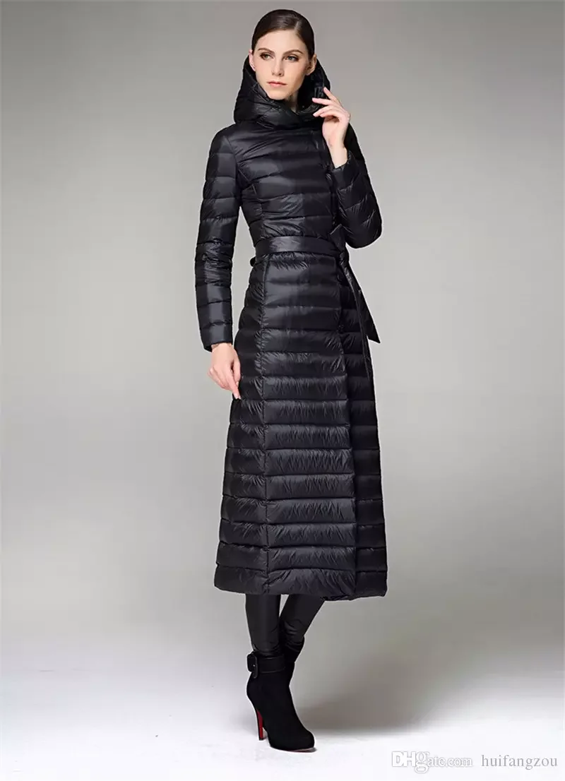 Длинное зимнее болоневое пальто женское. Синтепоновое пальто. Пальто синтепоновое длинное. Длинные синтепоновые женские пальто.