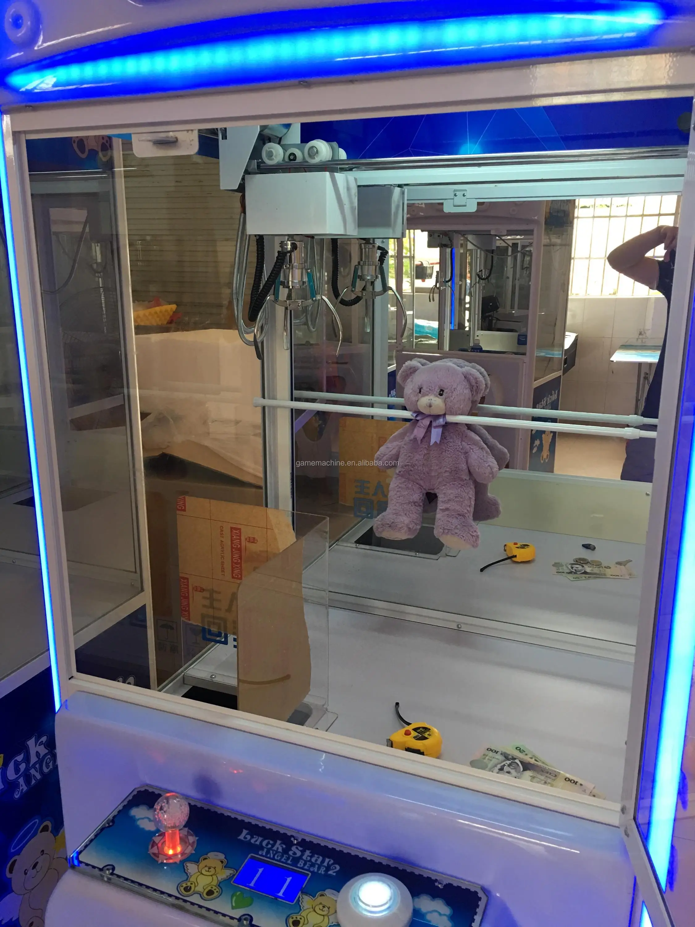 teddy bear claw machine