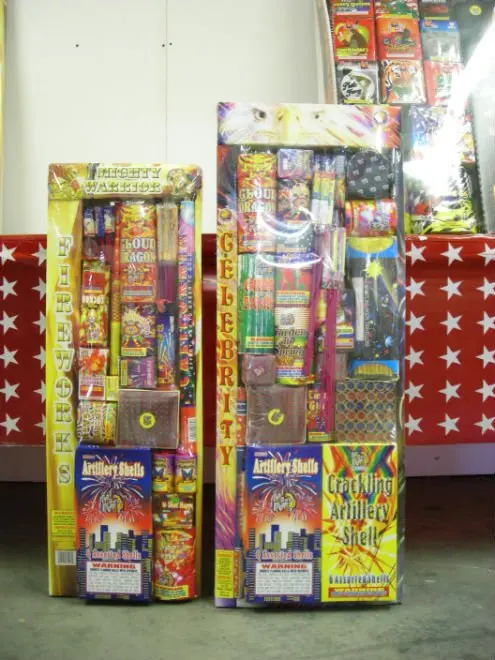 Best Fireworks Assortment Pack For Christmas Pyrotechnics And Kids ...