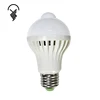 Factory price intelligent PIR Infrared Motion Sensor 5w LED Light Bulb