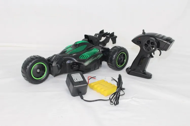 coche teledirigido de tres ruedas