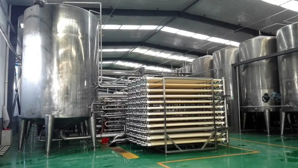 Bulk Package Apple Juice Concentrate In Brix70+ / 1 Factory Price Buy Bulk Apple Juice