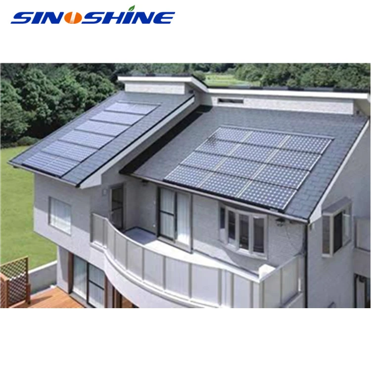 солнечные панели на крыше здания. дата центр солнечные батареи. солнечные панели. солнечная энергия на курорте. Solar centre.