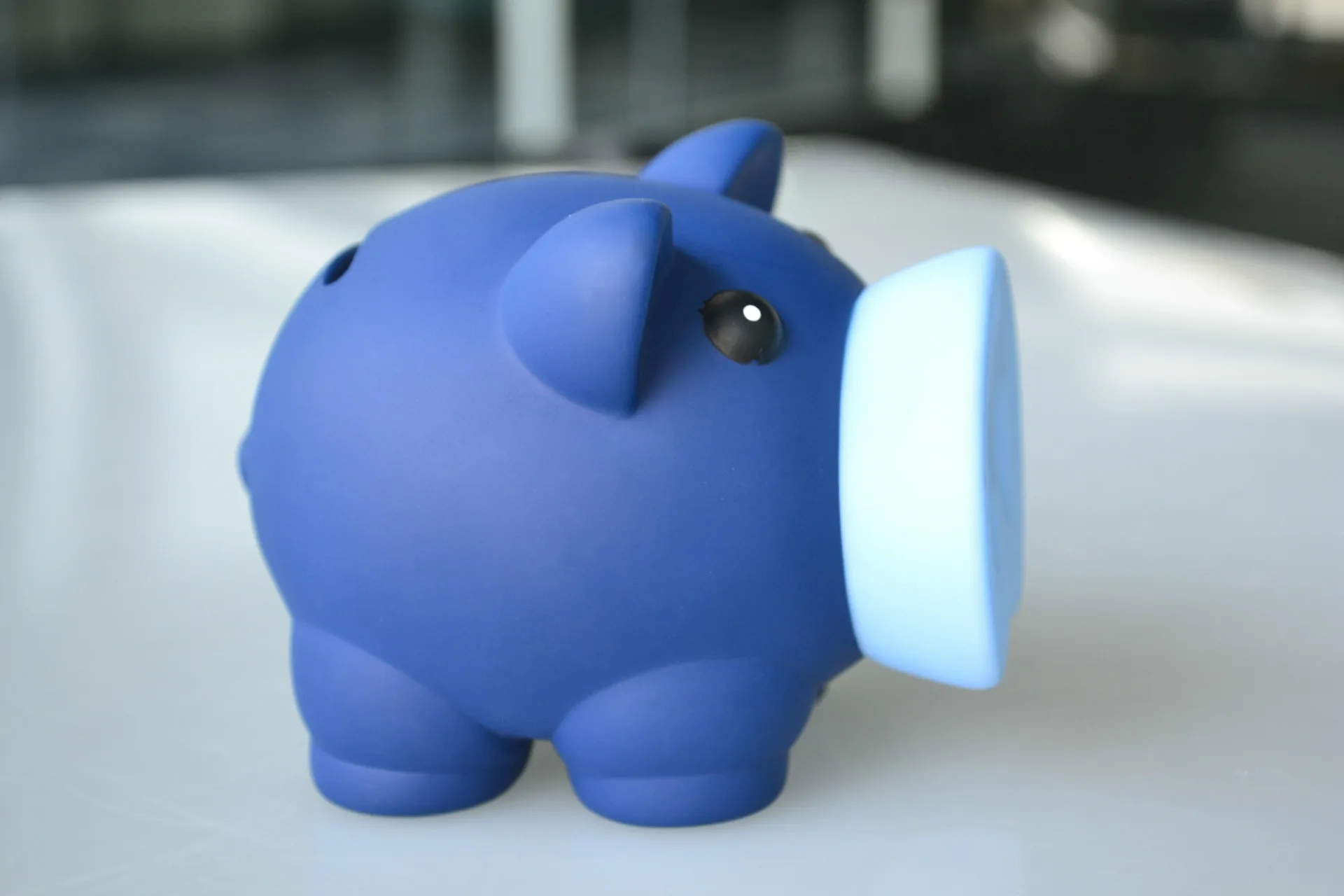 Promotional Pig Shaped Plastic Piggy Bank Wholesale Piggy Coin Bank