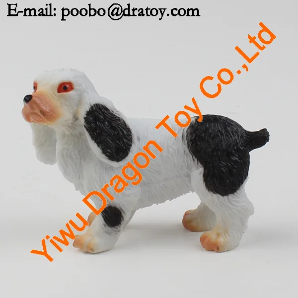 plastic toy dogs