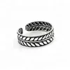 Customized antique sterling silver black leaf toe ring
