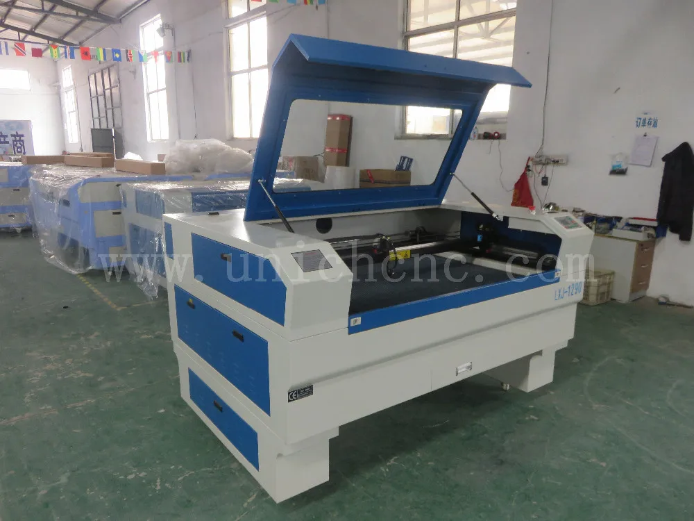 competitive price co2 laser cutting machine/3d laser glass engraving machine