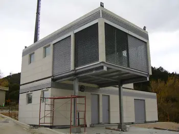 prefabricated modular buildings larger