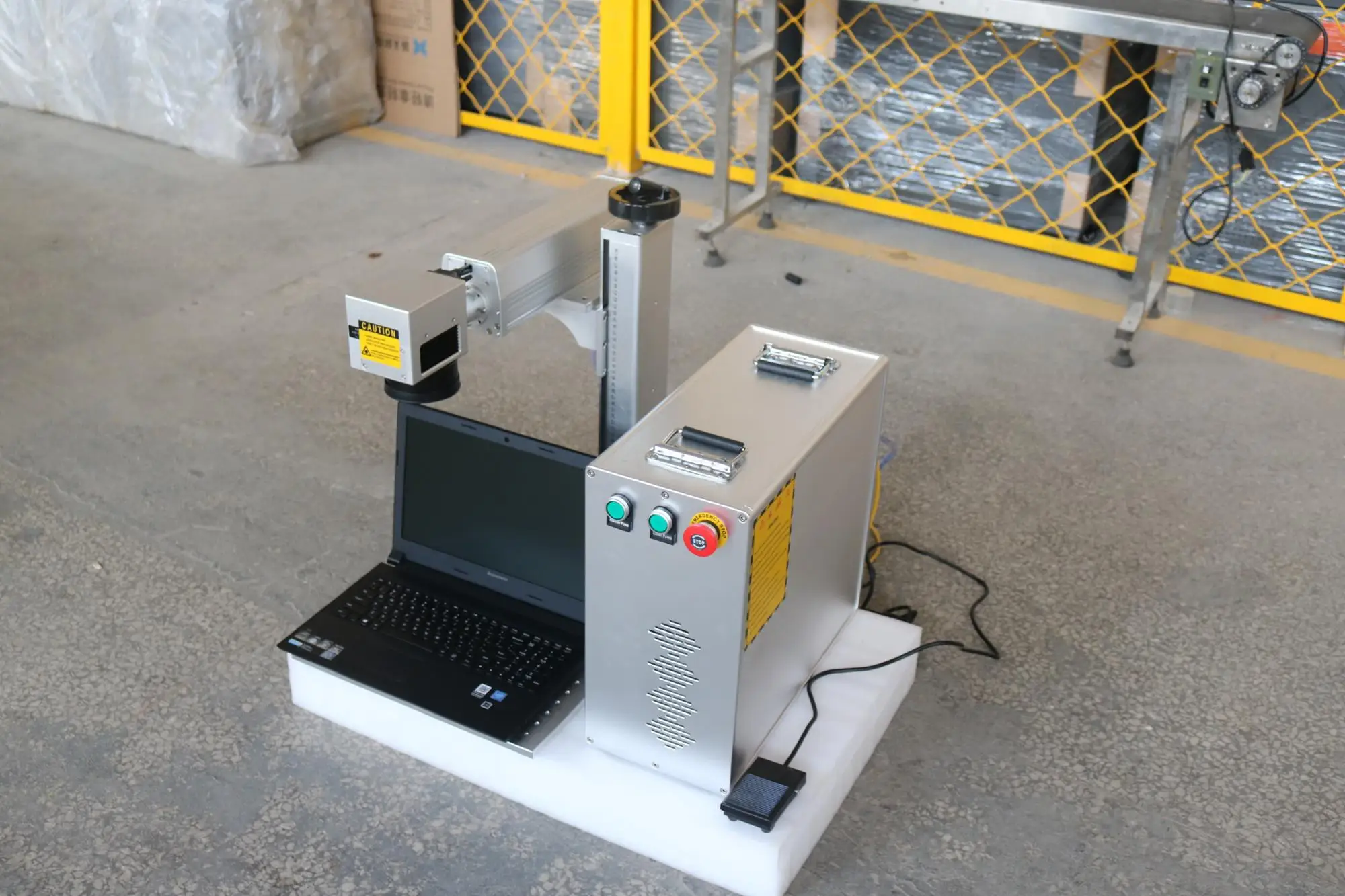 Mini fiber laser marking machine