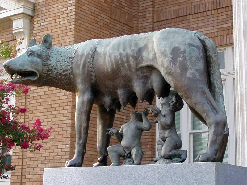 Outdoor Decoration Modern Metal Italian Wolf Statue Life Size Bronze