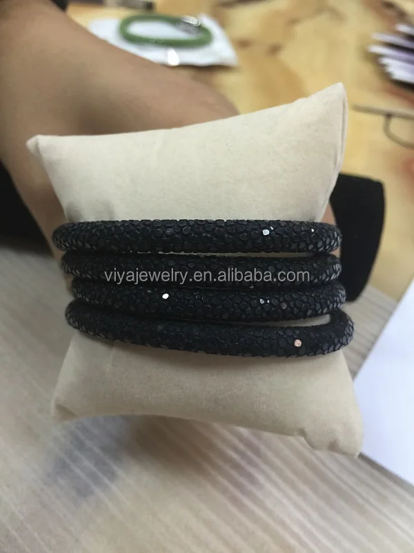 Black Stingray Color