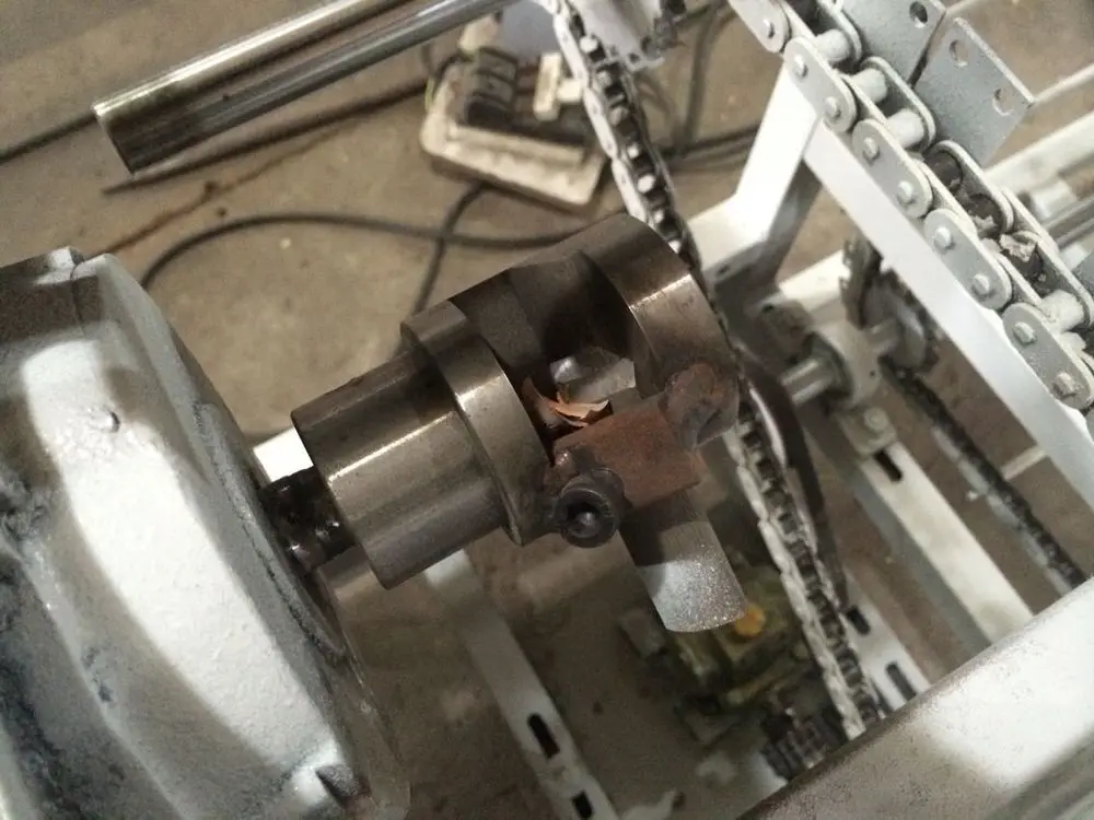 MXB22504.jpg