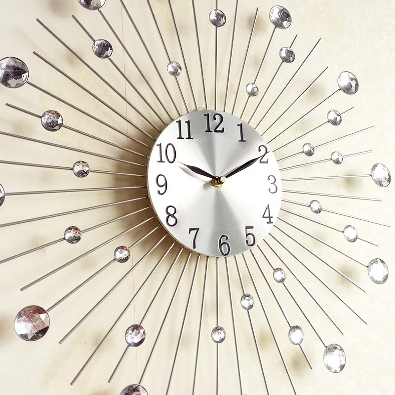 Wholesale Promotional Diamond Metal Wall Clock 20 Inch Round Shaped