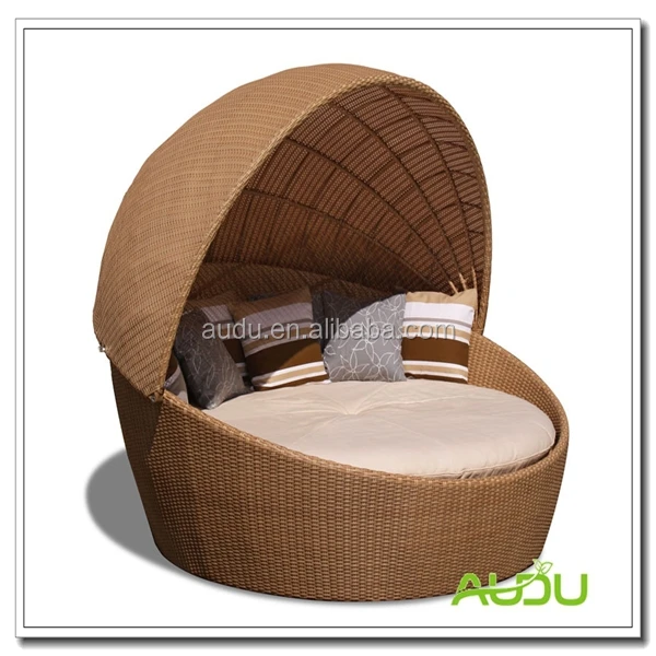 adult round bed.jpg