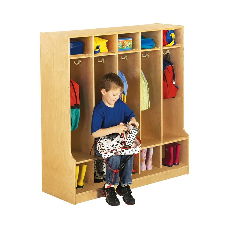 Шкафы для одежды в детском саду
