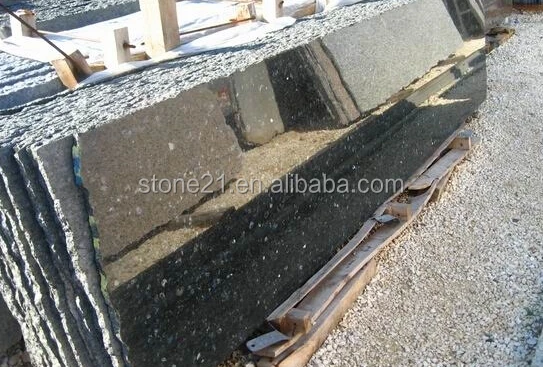 emerald pearl slabs.jpg