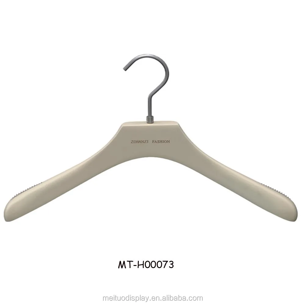 short coat hangers