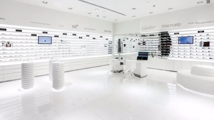 Rivoli-EyeZone-Stores-by-Labor-Weltenbau-UAE-02.jpg