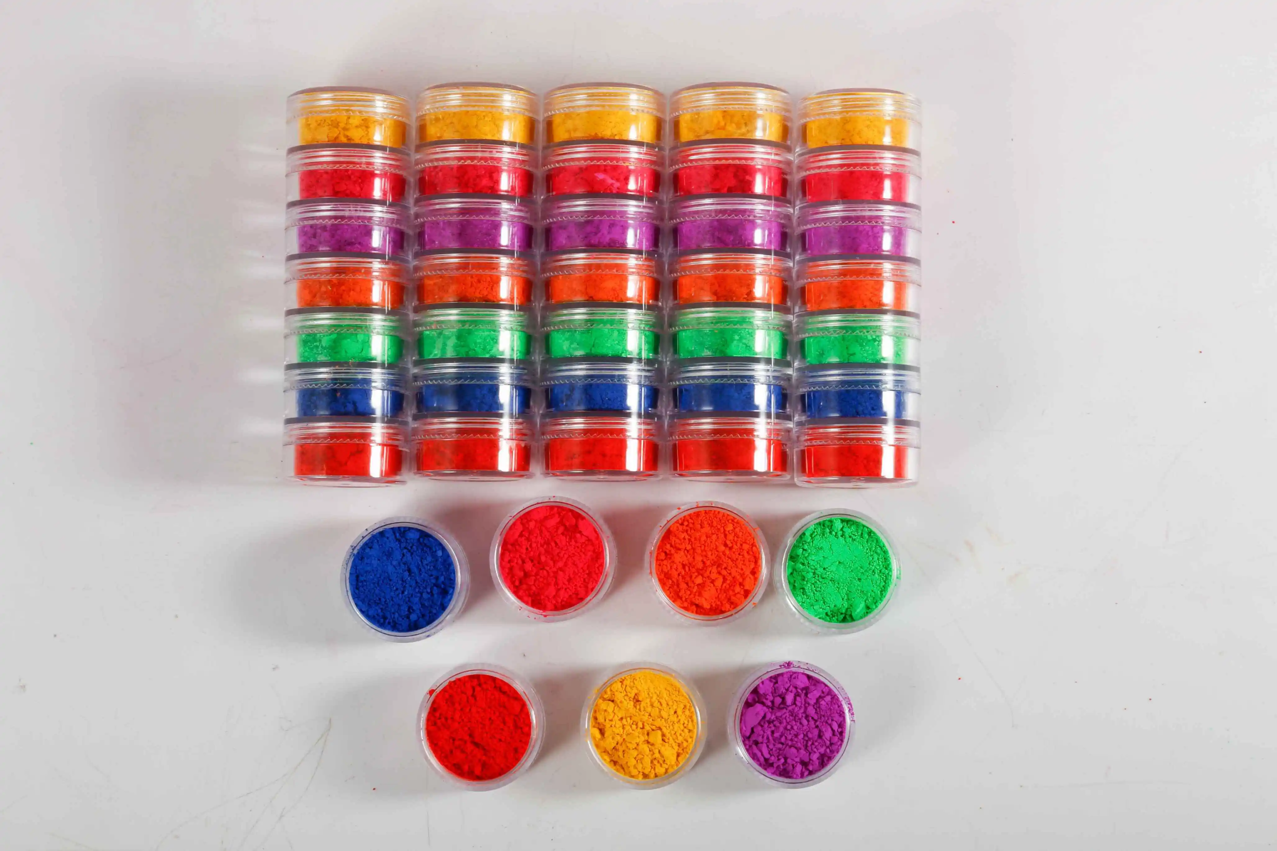 Neon pigments powder