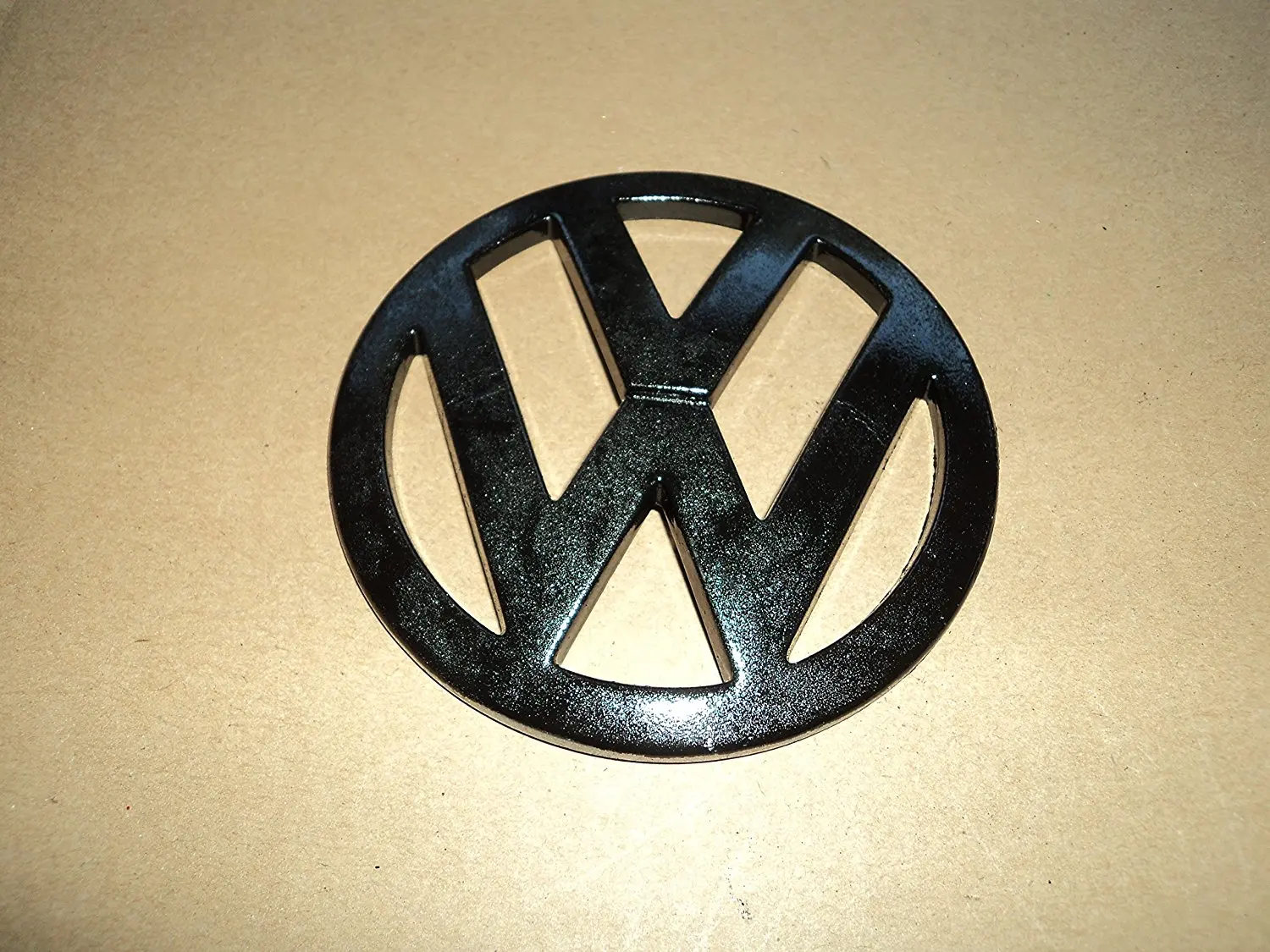 VW BUG EMBLEM Wheels Logo BEETLE Adhesive Circle Round Volkswagen