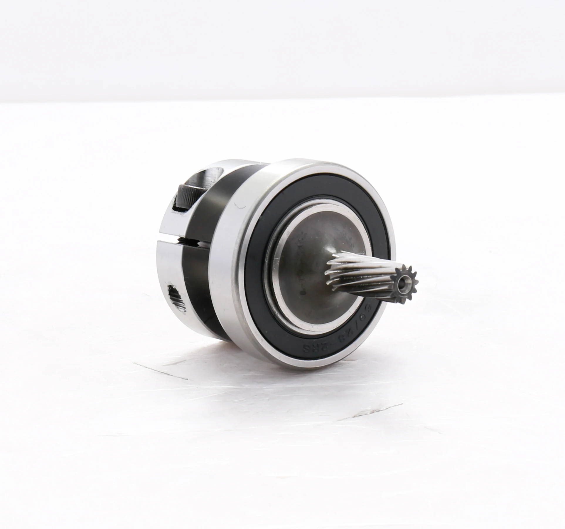 ZDWE Series 60mm Round Flange Right Angle Planetary Gearbox Reducer , One Stage Reduction Ratio 3:1-10:1 For Servo Motor