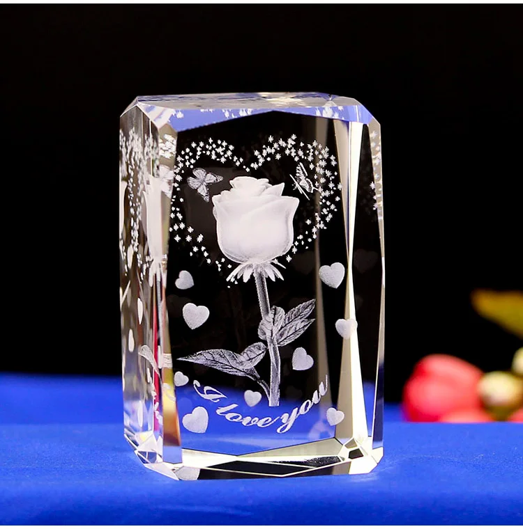 3D Laser Engraved Crystal Flower Love Gift Polished Office Decoration Paperweight for Valentine's Day Souvenir Mascot Model factory