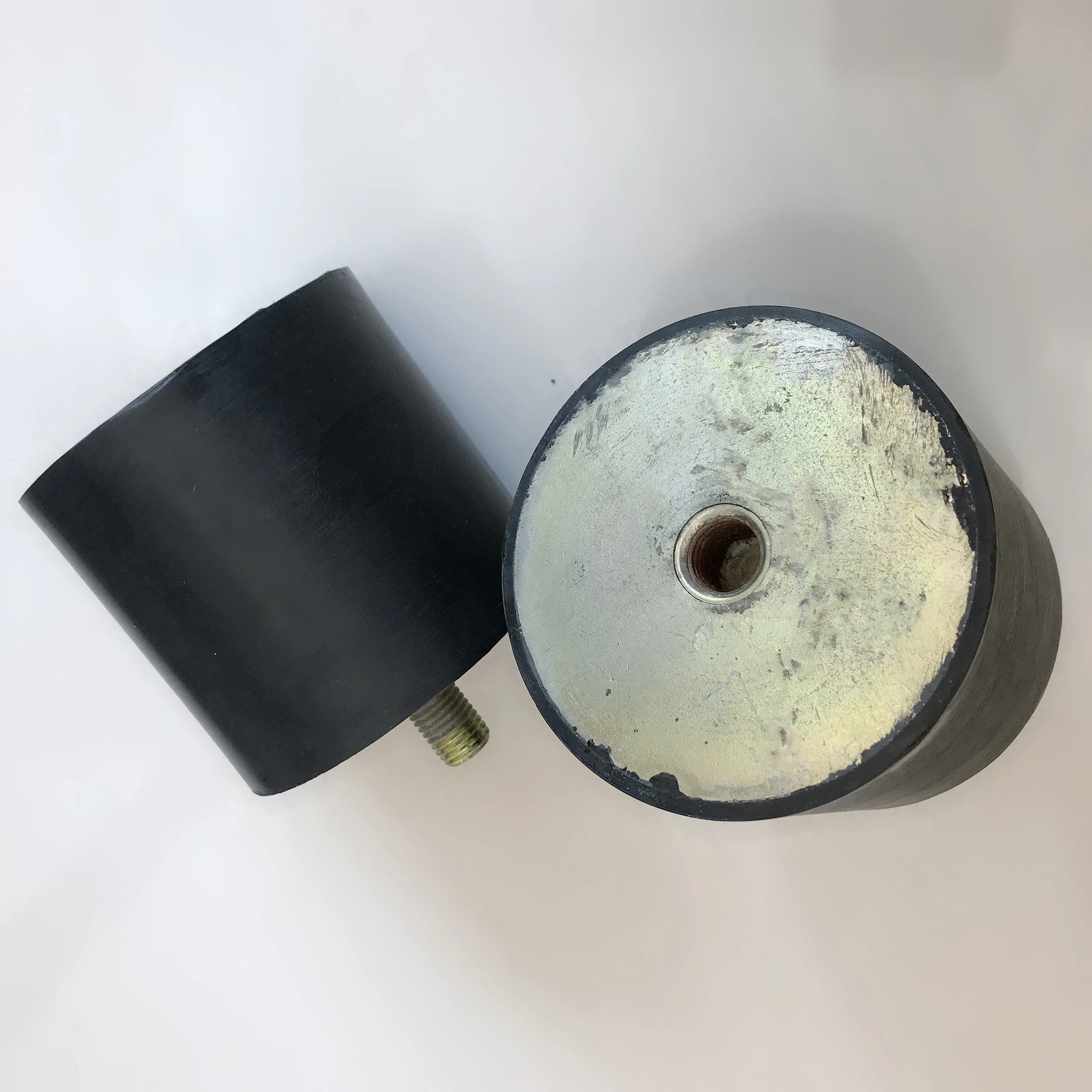 以有竞争力的价格供应卡车重型橡胶缓冲器 - buy used floor buffers