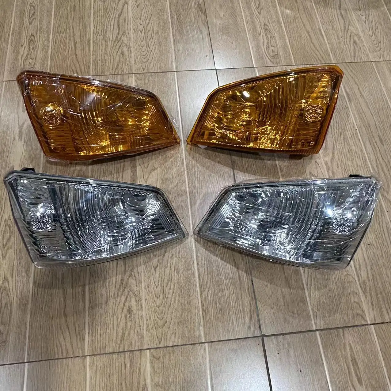 GHCD Yellow/white New Product High Quality Factory Price Japanese Truck Hin Victor Bulb-type Corner Lamp manufacture