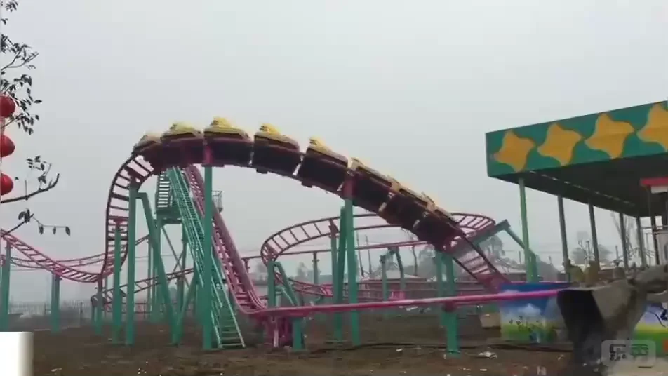 Extreme Thrilling Adult Game Large Roller Coaster Spin Track Car for sale