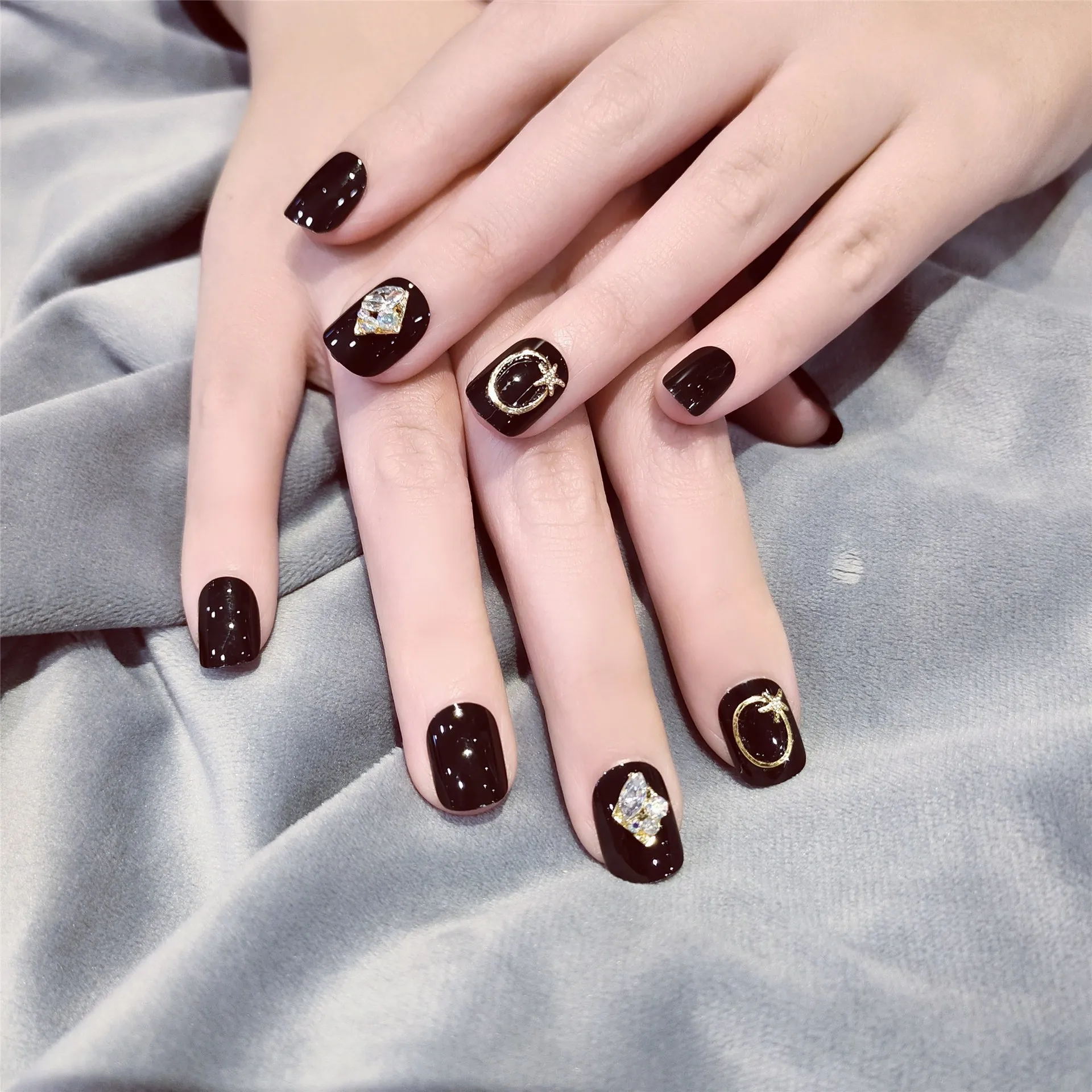 美容美甲贴纸 diy 时尚装饰指甲贴花集 24pcs