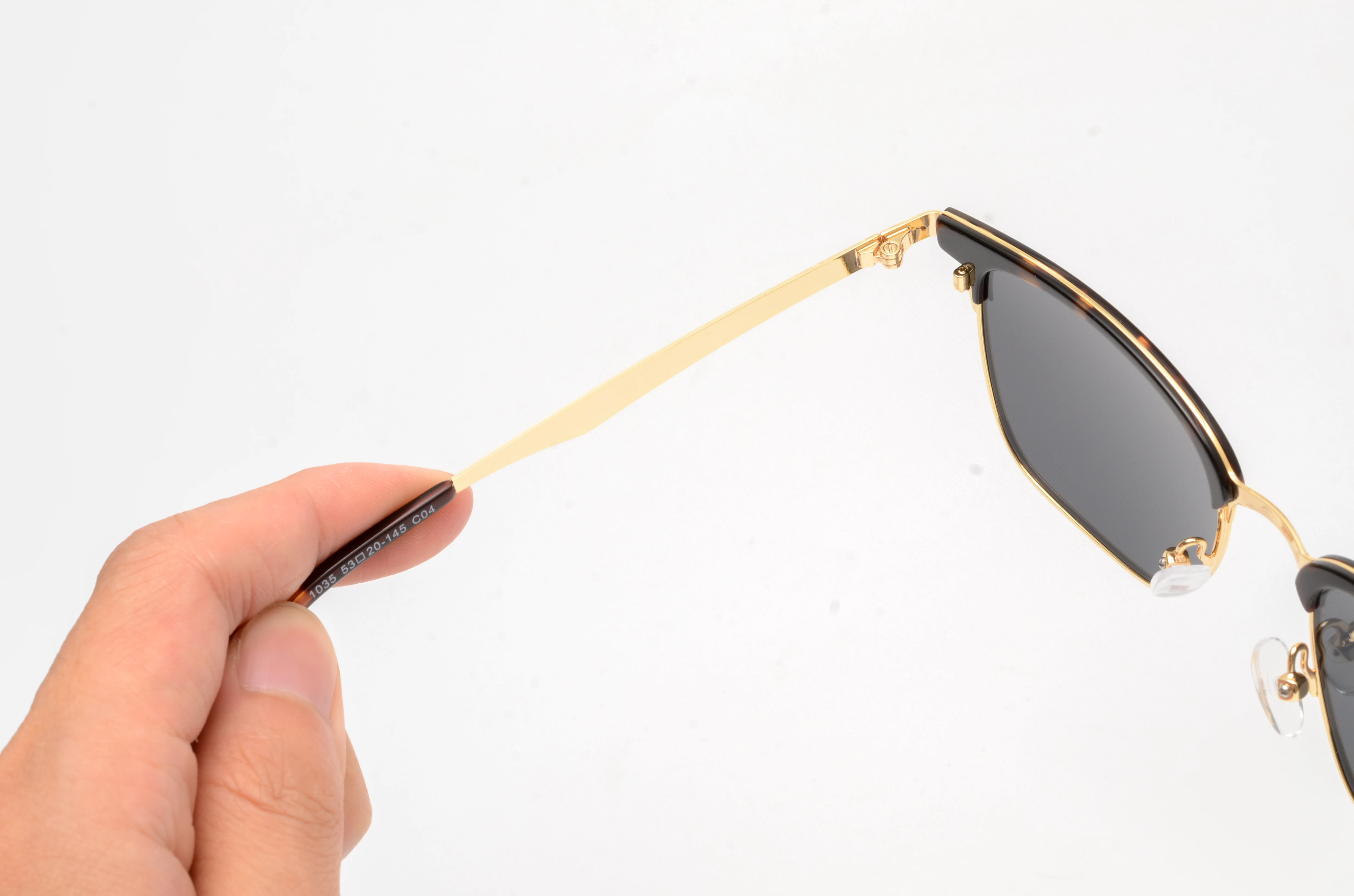 时尚pantone黑色中性金属醋酸纤维眼猫太阳镜