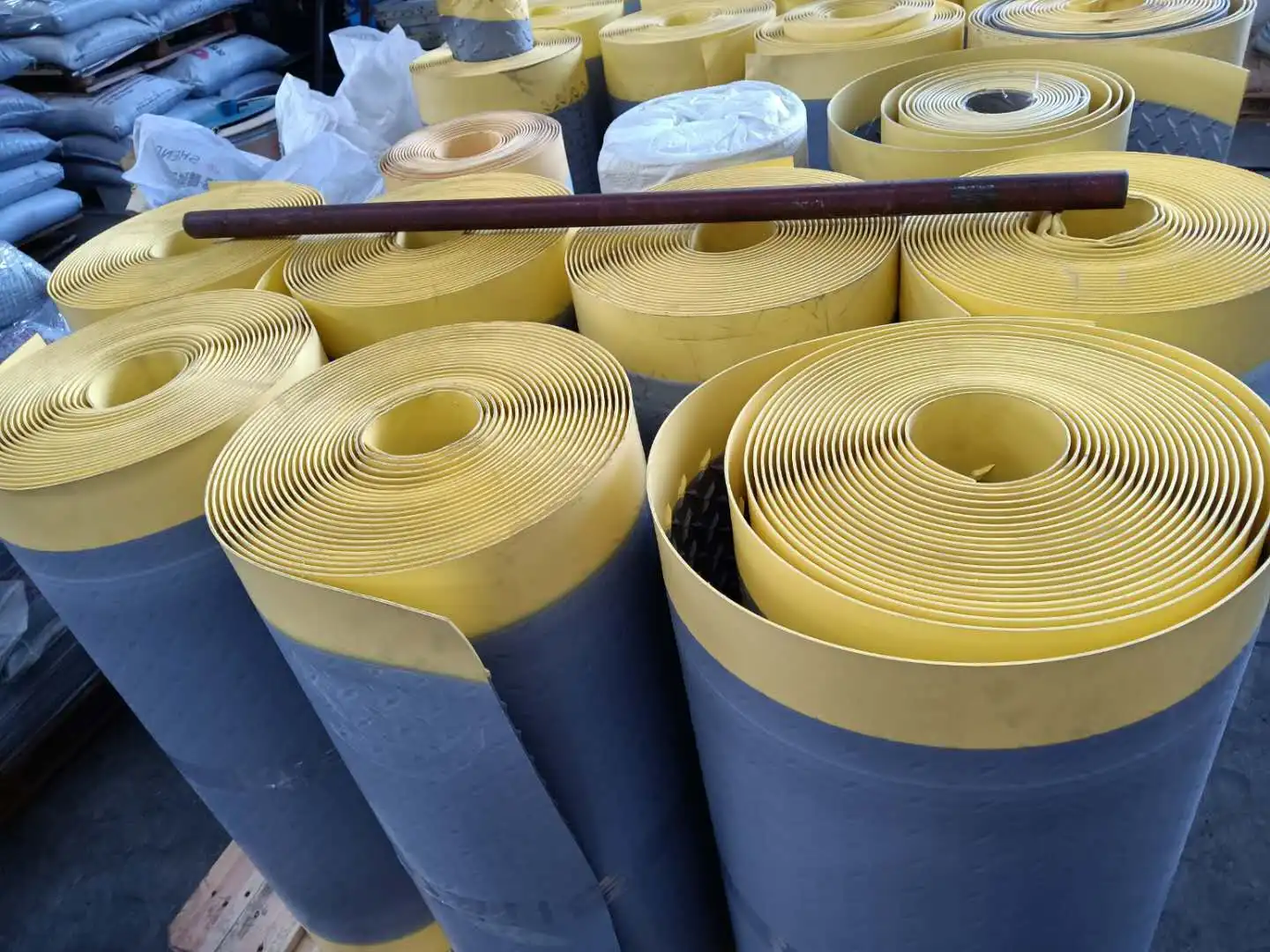 34 Inch By 50 Ft Roll Grey With Yellow Border Tpo Walkway Pad Buy Tpo