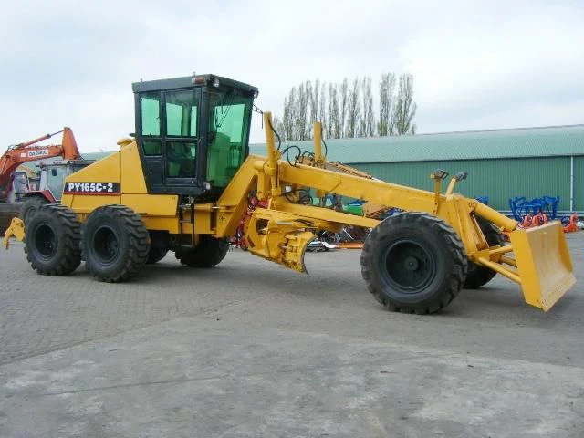 Motor Grader with dozer.jpg