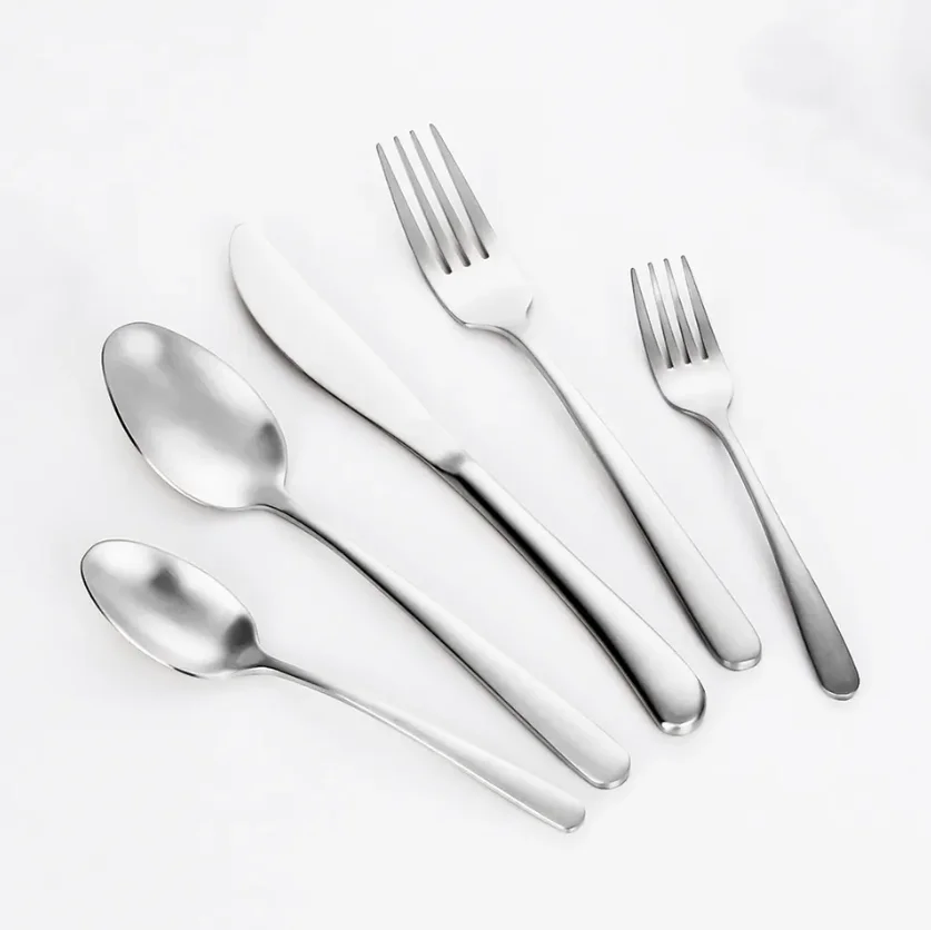 GROS LOT COUVERTS USTENSILES Cuisine VRAC Fourchettes Cuilleres Metal Inox J31 EUR 7,50 - FR