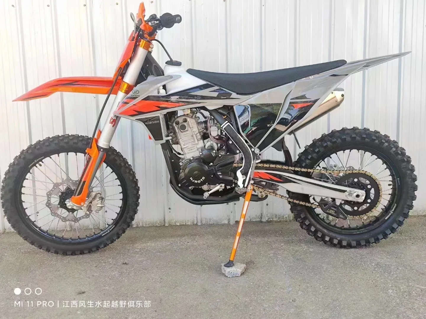 2 Or 4 Stroke Fuel Dirt Bike 250cc Fuel Dirt Bike With Electric Start