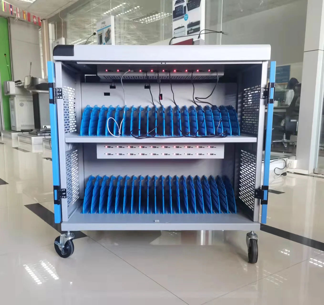 Laptop Usbc Charging Station Type C Output 20v And Iot Management