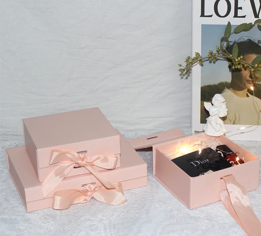 Folding  Gift box1 .png