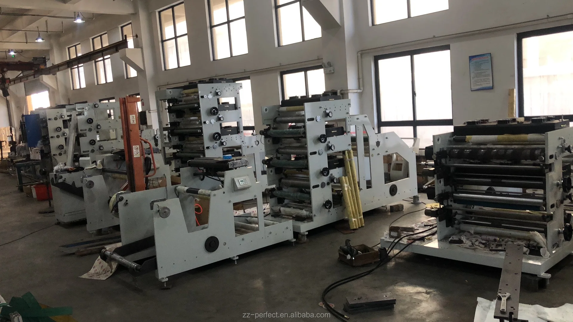 Full color flexo printing disposable logo coffee paper cup fan blank roll label printer machine